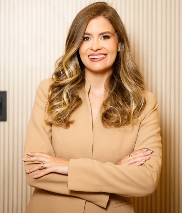 Dra. Leticia Rodrigues